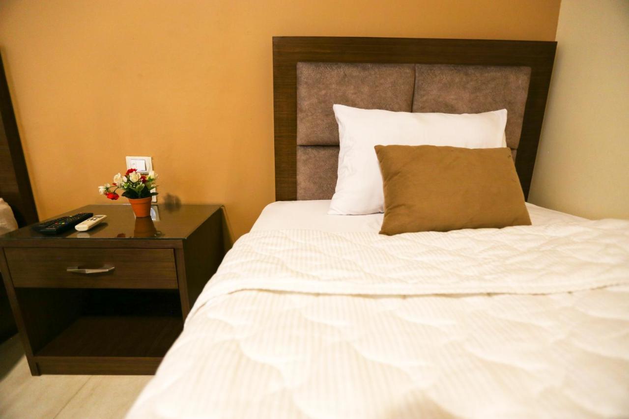 Hostel Valencia Boutiqe Kair Zewnętrze zdjęcie